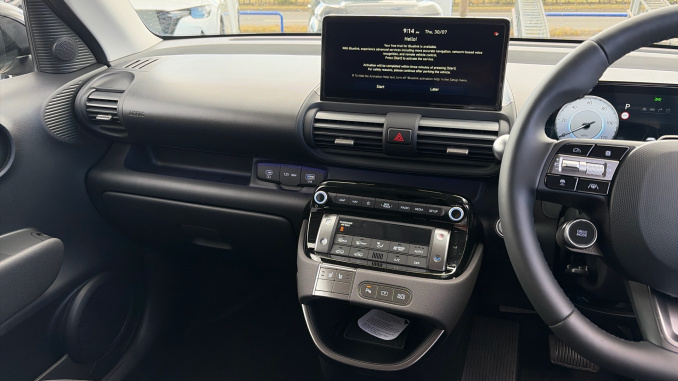 Hyundai INSTER 85kW 02 49kWh 5dr Auto Electric Hatchback - Image 14